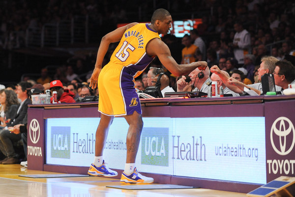 卫加盟巴黎 卫加盟巴黎