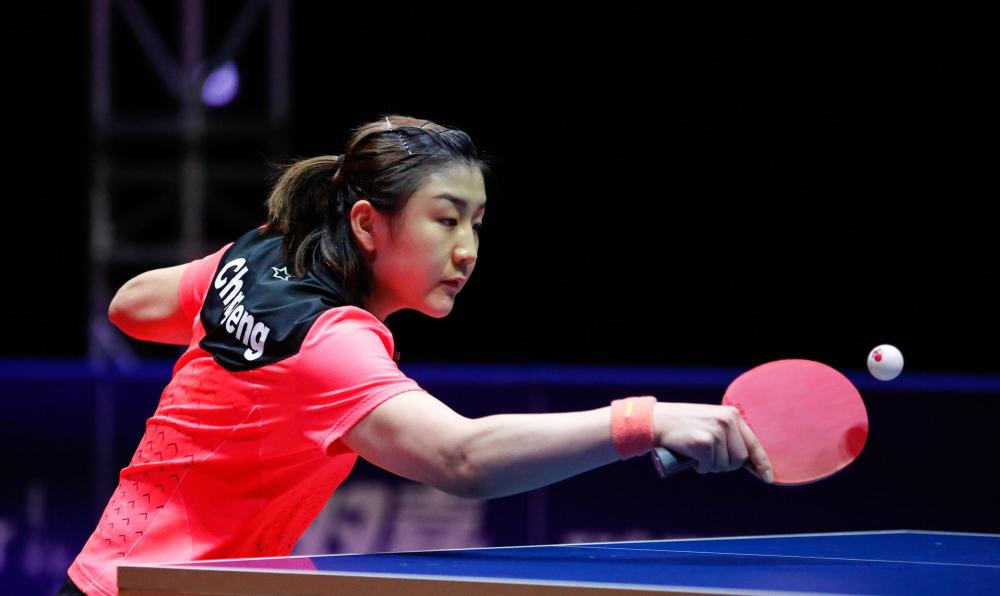 土球员与外 土球员与外