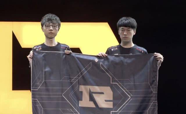 希望上的巨 希望上的巨