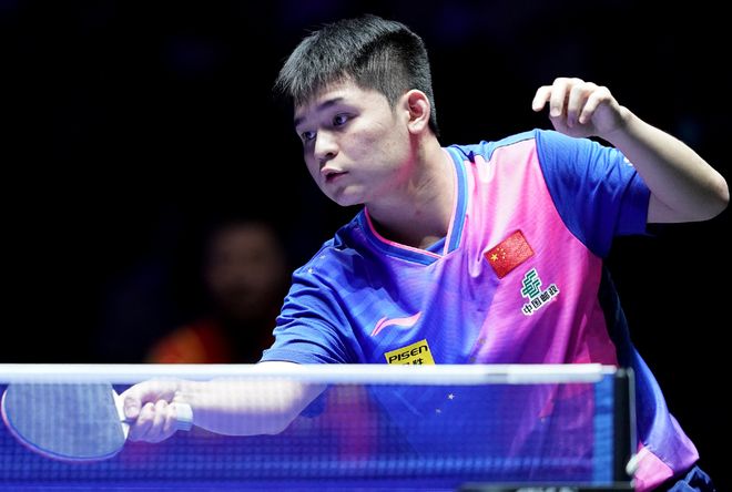 首的活塞球 首的活塞球