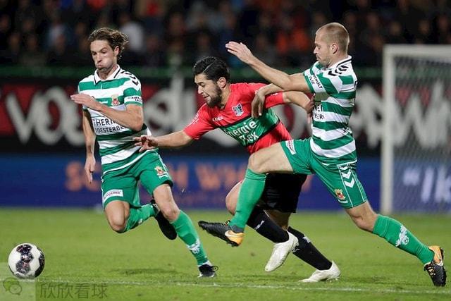 两队的对抗 两队的对抗