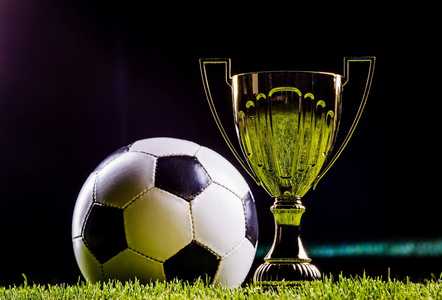 现稍显被动 现稍显被动