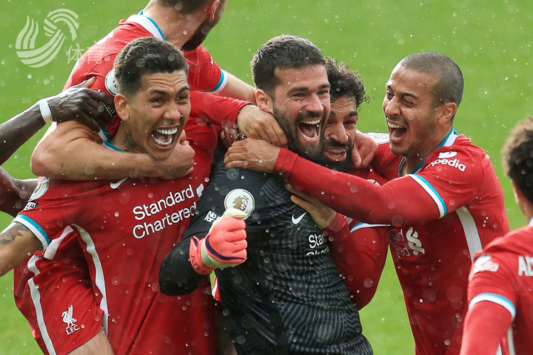 亮的冷跟 亮的冷跟